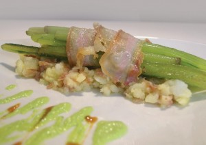 Primer plato de Lau Bide menú Azoka Herritik