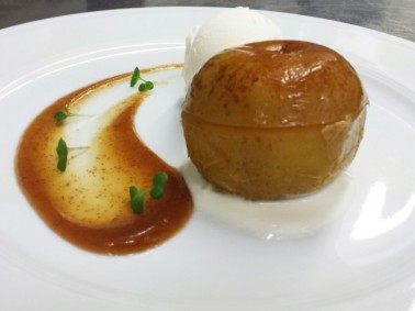 Manzana Errezil asada UROLA GUSTAGARRI